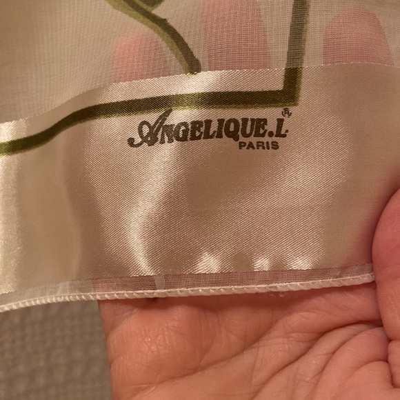 Angelique L Paris Scarf Tulips Red Gold Sheer Strips Gorgeous!🥰🌷 - Picture 4 of 7